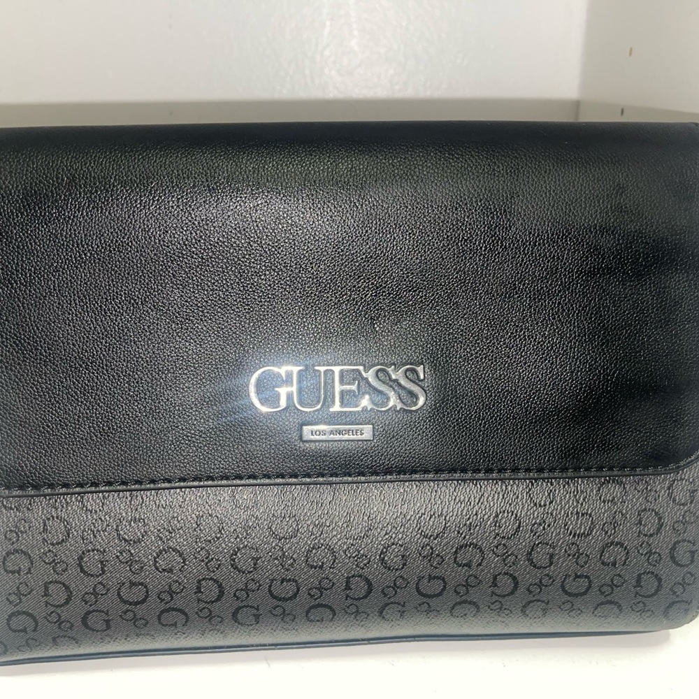 Brand New Guess Purse
